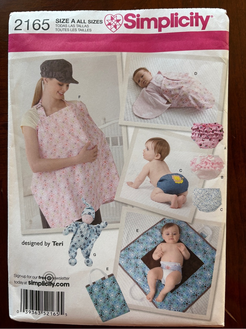 Simplicity Pattern 2165 for Baby Accessories and Diaper Cover